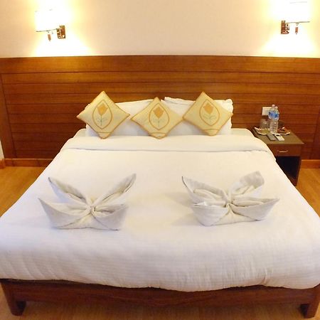Hotel Greenland Pokhara Zewnętrze zdjęcie