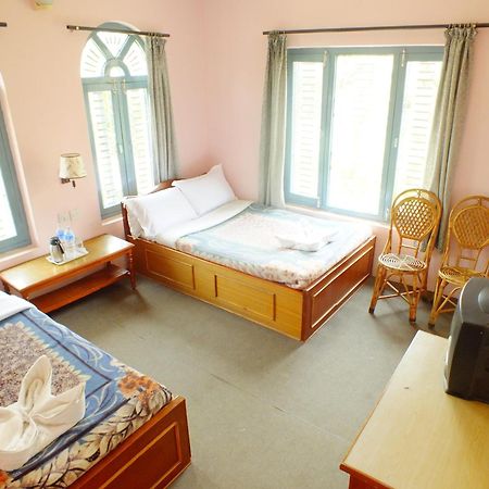 Hotel Greenland Pokhara Zewnętrze zdjęcie