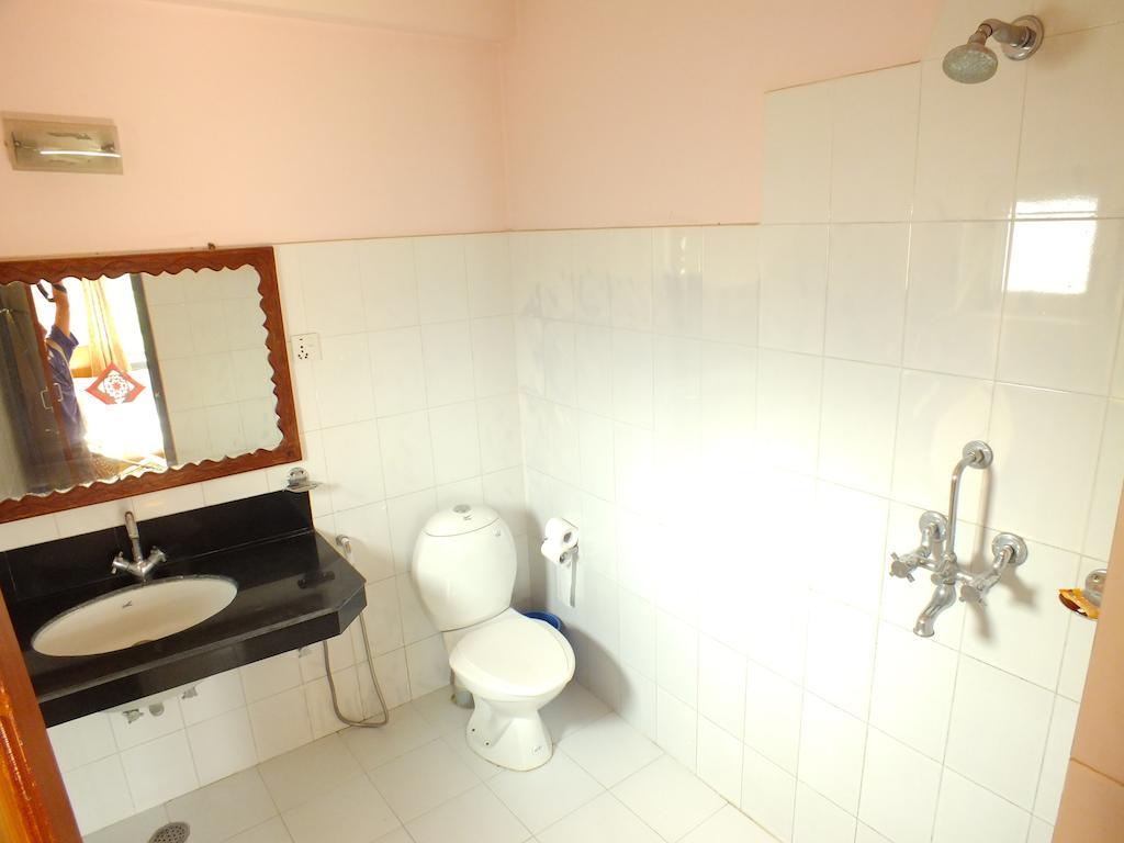 Hotel Greenland Pokhara Pokój zdjęcie