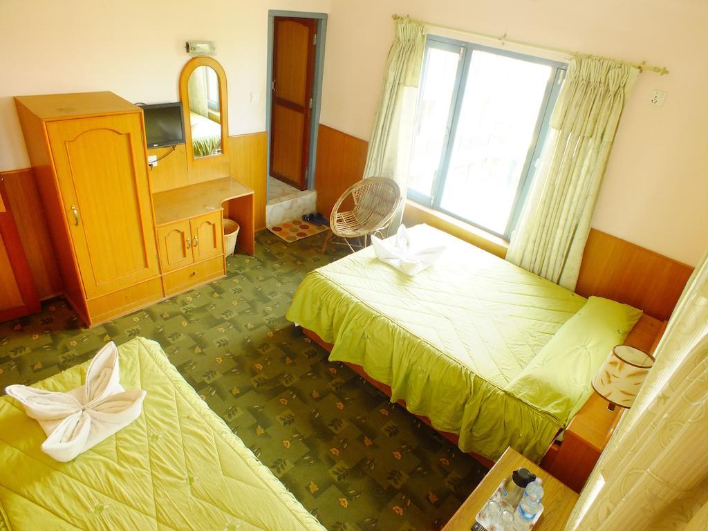 Hotel Greenland Pokhara Zewnętrze zdjęcie