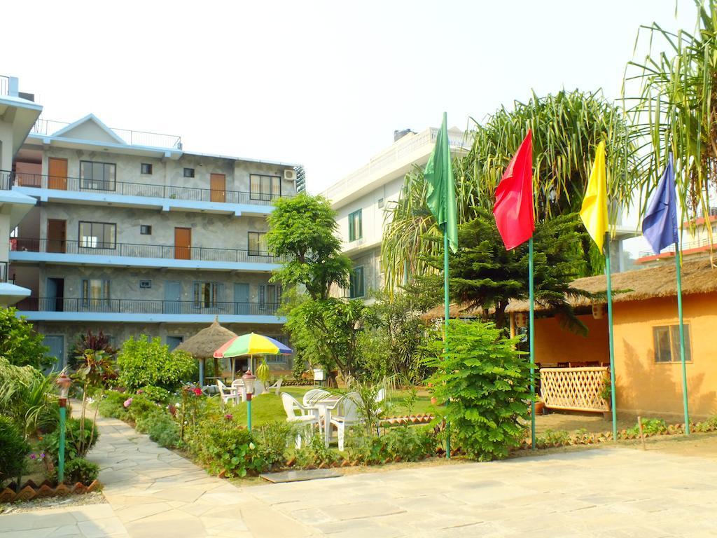 Hotel Greenland Pokhara Zewnętrze zdjęcie